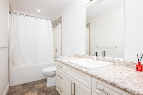 1740 5Th Avenue, Prince George, BC 