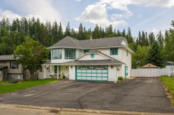 1917 Clearwood Crescent Prince George, BC V2K 4R1