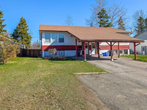 4234 Quentin Avenue  Prince George, BC V2M 5L3