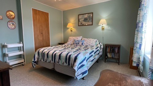 49805 Tapping Road, Cluculz Lake, BC 
