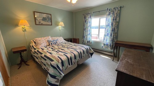 49805 Tapping Road, Cluculz Lake, BC 