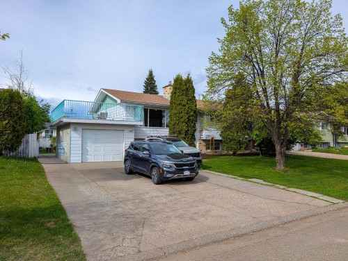 1344 Eaglet Crescent  Prince George, BC V2M 4H7