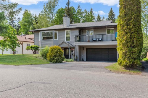 8264 St John Crescent  Prince George, BC V2N 4H8