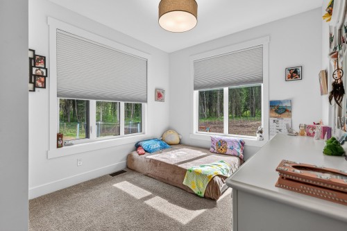 110 Westview Road, Prince George, BC - Indoor Photo Showing Bedroom