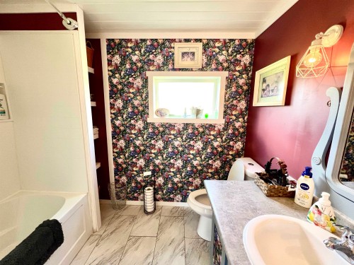 15380 Olson Road, Quesnel, BC 