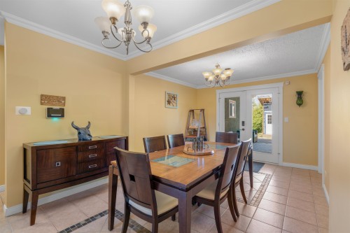 2150 Laurier Crescent, Prince George, BC - Indoor Photo Showing Dining Room
