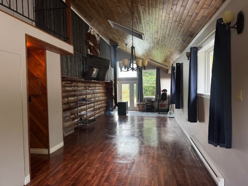 3168 Copeland Road, Quesnel, BC - Indoor Photo Showing Other Room
