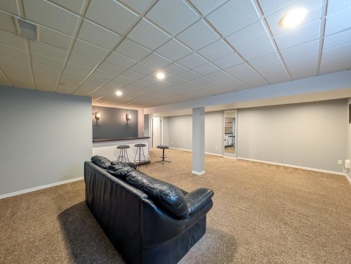 5663 Trent Drive, Prince George, BC - Indoor