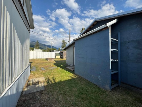 1155 4Th Avenue, Valemount, BC 