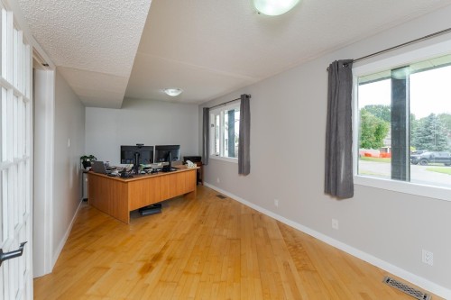 8195 Prince Edward Place, Prince George, BC - Indoor