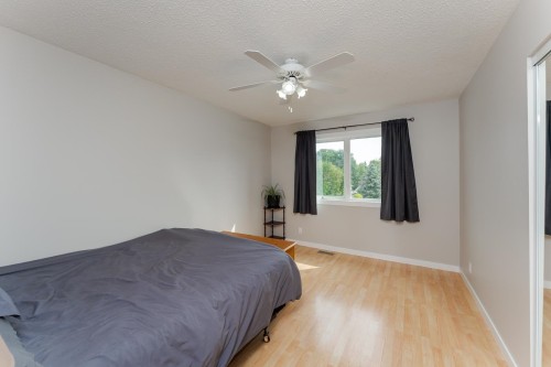 8195 Prince Edward Place, Prince George, BC - Indoor Photo Showing Bedroom
