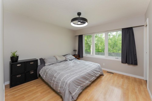 8195 Prince Edward Place, Prince George, BC - Indoor Photo Showing Bedroom