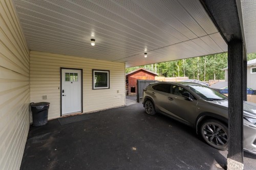 8195 Prince Edward Place, Prince George, BC -  Photo Showing Garage