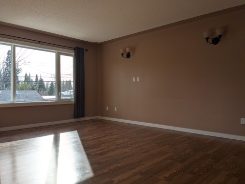 6273 South Kelly Road, Prince George, BC - Indoor Photo Showing Other Room