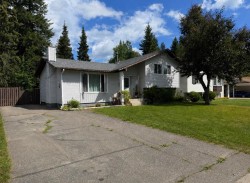 7872 Loyola Crescent Prince George, BC V2N 3V2