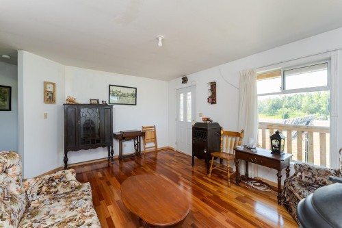 43000 Milner Road, Quesnel, BC - Indoor