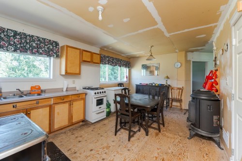 43000 Milner Road, Quesnel, BC - Indoor