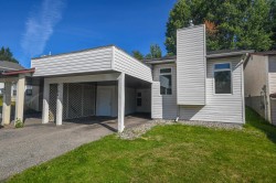 8284 St Lawrence Avenue Prince George, BC V2N 4K8
