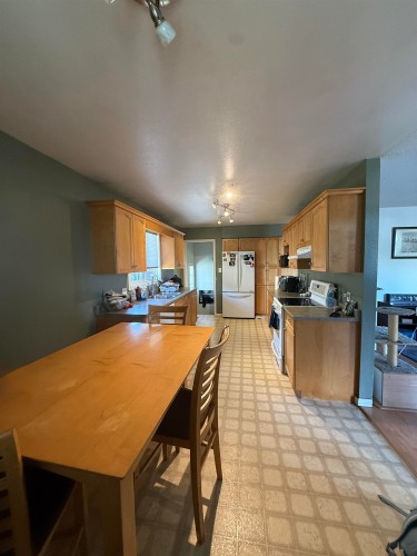 454 8Th Avenue, Burns Lake, BC 