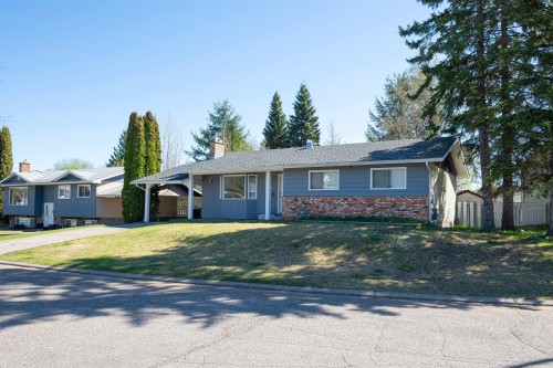 730 Faulkner Crescent  Prince George, BC V2M 5C9