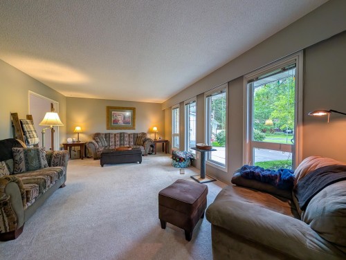 7918 Melbourne Place, Prince George, BC 