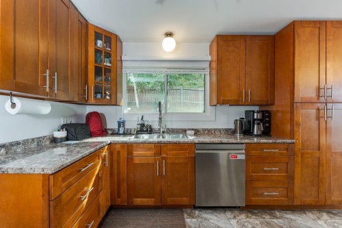 1880 Houghtaling Road, Mount Alder, BC 