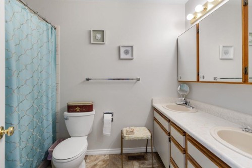 5833 Moledo Place, Prince George, BC 