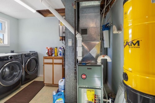 5833 Moledo Place, Prince George, BC 