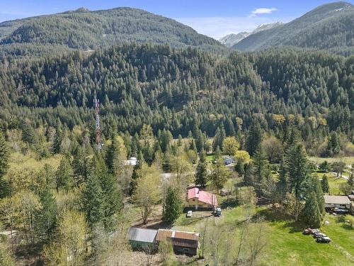 26621 Mountain Valley Way, Hope, BC 