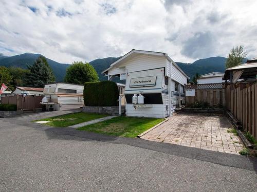 117 1436 Frost Road, Chilliwack, BC 