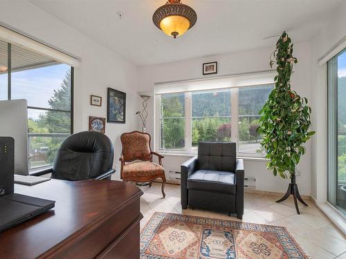 201 410 Esplanade Avenue, Harrison Hot Springs, BC 