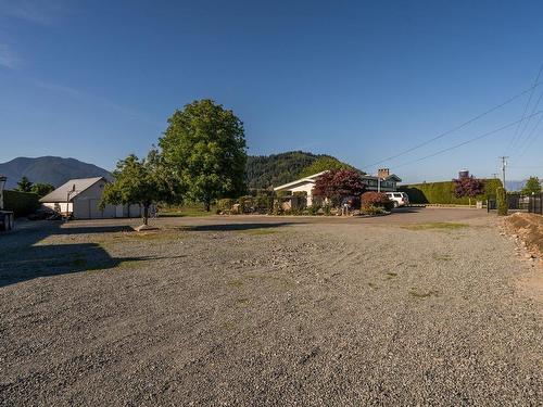 42505 Yale Road, Chilliwack, BC 