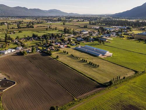 42505 Yale Road, Chilliwack, BC 