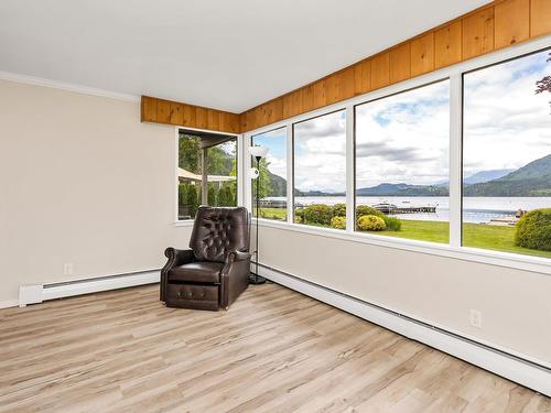 1842 Whitlam Lane, Lindell Beach, BC 