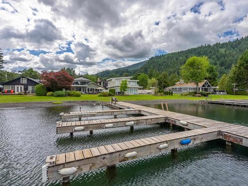 1842 Whitlam Lane, Lindell Beach, BC 