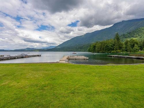 1842 Whitlam Lane, Lindell Beach, BC 