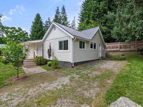 10159 Caryks Road, Rosedale, BC 