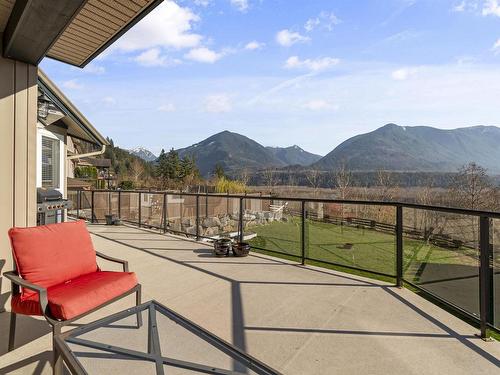 46052 Bridle Ridge Crescent, Chilliwack, BC 