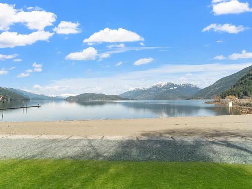 11 450 Esplanade Avenue, Harrison Hot Springs, BC 