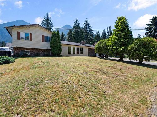 63712 Heather Avenue, Hope, BC 