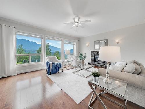 46046 Bridle Ridge Crescent, Chilliwack, BC 