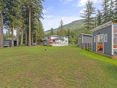 41779 Majuba Hill Road, Chilliwack, BC 