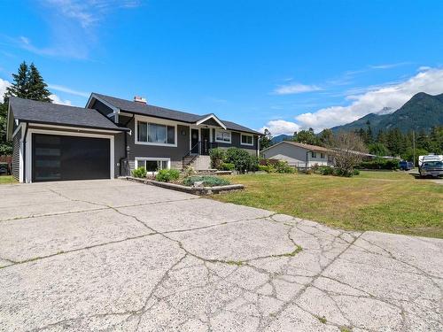 635 Willow Street, Hope, BC 