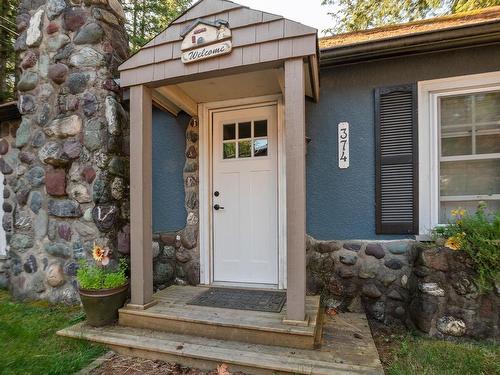 374 Cedar Street, Cultus Lake, BC 