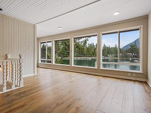 36 Lakeshore Drive, Cultus Lake, BC 