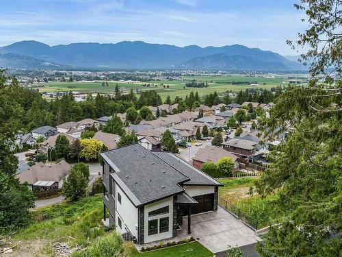 1 5988 Lindeman Street, Chilliwack, BC 