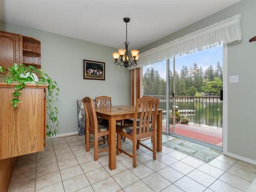 21 Lakeshore Drive, Cultus Lake, BC 