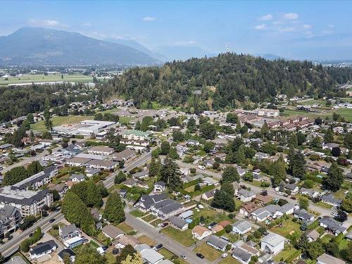 9719 Windsor Street, Chilliwack, BC 