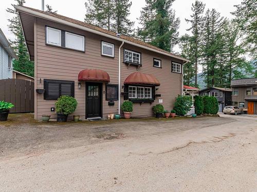 260 First Avenue, Cultus Lake, BC 