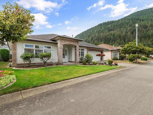 7 434 Alder Avenue, Harrison Hot Springs, BC 